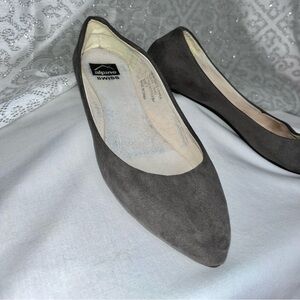 Alpine Swiss gray suede flats